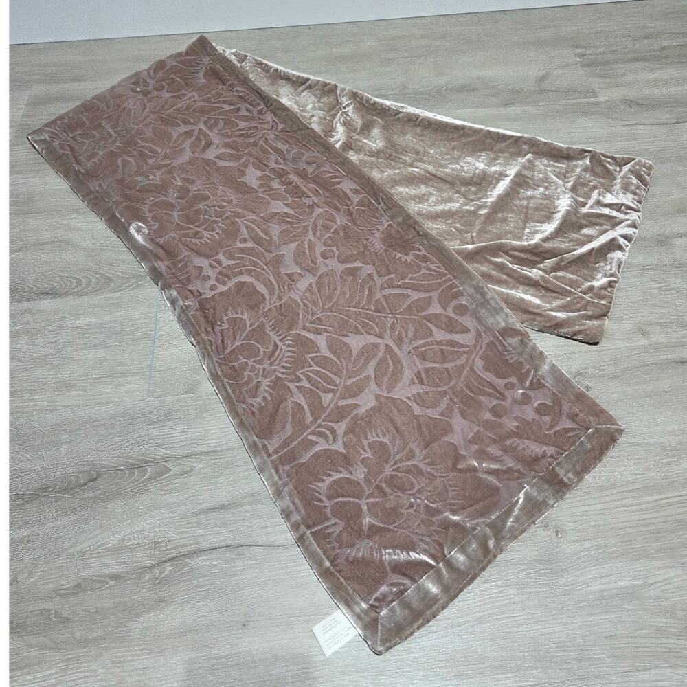 Calzeat of Scotland Plush Jacquard Floral Beige Scarf